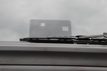 �������� ��ʨH6 25T 6X4 ����ʽ���綯ǣ���� 282kWhͼƬ