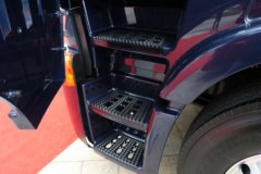 上汽红岩 杰狮C6重卡 440马力 6X4 LNG AMT自动挡牵引车(国六)(CQ4257HD12384T) 上汽红岩 杰狮C6重卡 440马力 6X4 LNG AMT自动挡牵引车(国六)(CQ4257HD12384T)