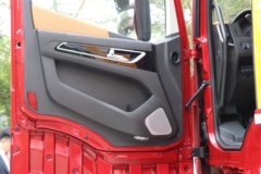 上汽红岩 杰狮H6 560马力 6X4牵引车(国六)(CQ4257SD13334)