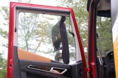 上汽红岩 杰狮H6 560马力 6X4牵引车(国六)(CQ4257SD13334)