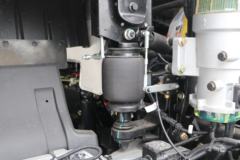 东风商用车 天龙旗舰KX 600马力 6X4牵引车