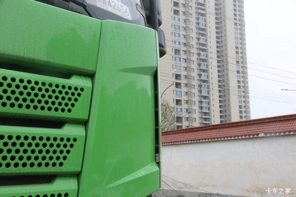 优惠0.5万 诚实汽车保定解放J6P牵引车火热促销中