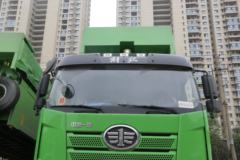 一汽解放 J6P重卡 420马力 8X4 8米自卸车(CA3310P66K24L6T4AE5)