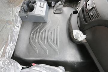 һ����� J6P�ؿ� 420���� 8X4 8����ж��(CA3310P66K24L6T4AE5)ͼƬ