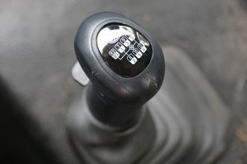 һ����� J6P�ؿ� 420���� 8X4 8����ж��(CA3310P66K24L6T4AE5)ͼƬ