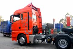 中国重汽 汕德卡SITRAK G7重卡 460马力 6X4 AMT自动挡牵引车(ZZ4256V324HE1B)
