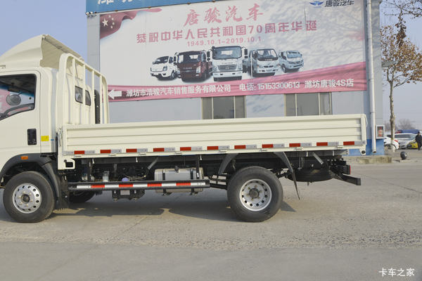 豪沃轻卡国六车型贷款购车，厂家贴息活动！