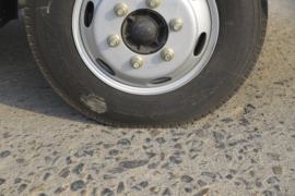 王系&nbsp;载货车底盘                                                图片