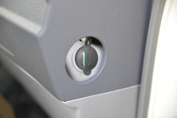 �й�����HOWO ���� 110���� 4.15�׵��Ų�դʽ�ῨͼƬ