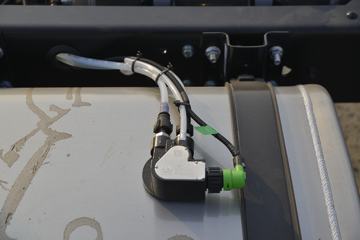 �й�����HOWO ���� 110���� 4.15�׵��Ų�դʽ�ῨͼƬ