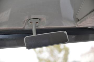 �ɵ��³� T6ϵ�� 220���� 6X2 5.2����ж��(����)ͼƬ