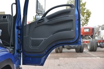 �ɵ��³� T6ϵ�� 220���� 6X2 5.2����ж��(����)ͼƬ