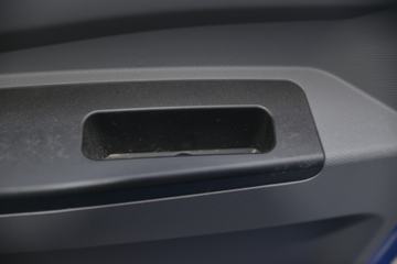 �ɵ��³� T6ϵ�� 220���� 6X2 5.2����ж��(����)ͼƬ