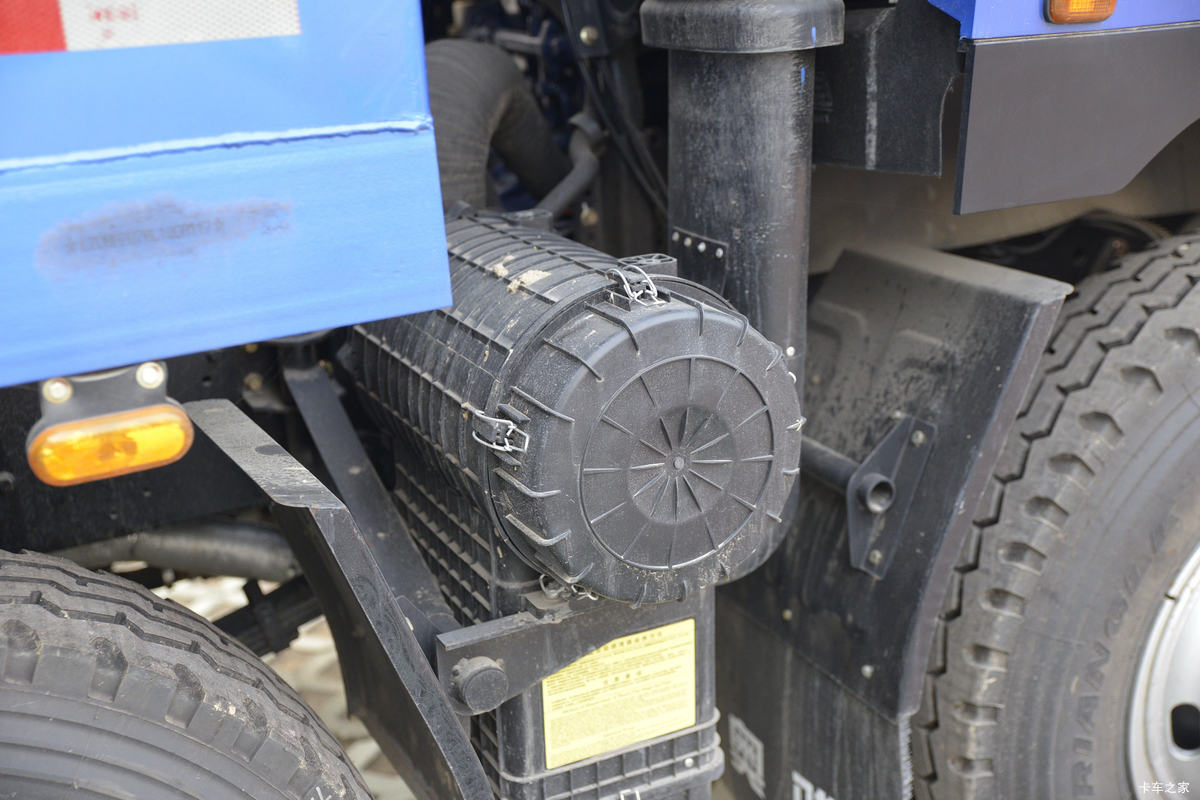 �ɵ��³� T6ϵ�� 220���� 6X2 5.2����ж��(����)����                                                