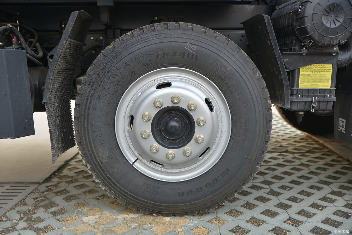 �ɵ��³� T6ϵ�� 220���� 6X2 5.2����ж��(����)����                                                