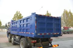 飞碟奥驰 T6系列 220马力 6X2 5.2米自卸车(国六) 飞碟奥驰 T6系列 220马力 6X2 5.2米自卸车(国六)