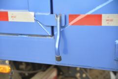 飞碟奥驰 T6系列 220马力 6X2 5.2米自卸车(国六) 飞碟奥驰 T6系列 220马力 6X2 5.2米自卸车(国六)