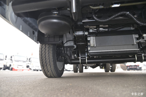 江淮 恺达X6 1.6L 120马力 2.97米双排栏板(国六)