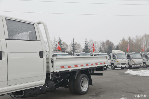 江淮 恺达X6 1.6L 120马力 2.97米双排栏板(国六)