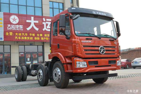 湖北大运 风驰 270马力 6X2 9.6米厢式载货车(国六)(4.2T前桥)(DYQ1250D6CB)