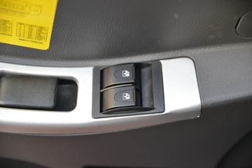 风驰&nbsp;载货车驾驶室                                               图片