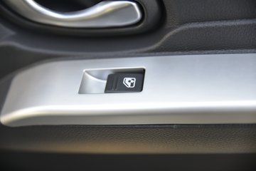 ����;�� T3(ԭС����W) 1.3L 91���� 2.5��˫������С��(������)(����)(EQ1031D60Q4)ͼƬ