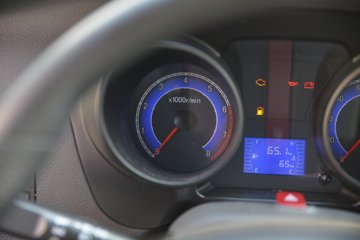 ����;�� T3(ԭС����W) 1.3L 91���� 2.5��˫������С��(������)(����)(EQ1031D60Q4)ͼƬ