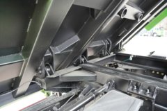 解放 虎VH 160马力 4X2 4.2米自卸车(10挡)(CA3181P40K62L3E5A90)