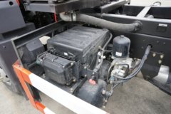 青岛解放 龙V 220马力 6X2 5.2米自卸车(LZT3240P3K2E5T3A90)