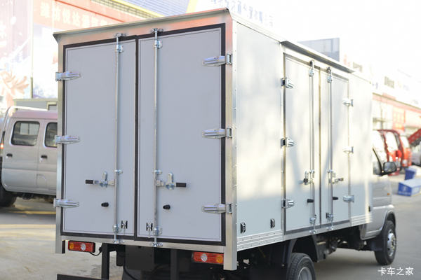 东风途逸 T3(原小霸王W) 1.6L 123马力 汽油小卡特惠