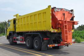 重汽豪沃(HOWO)底盘&nbsp;除雪车外观图片