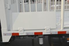 江淮 康铃J5 132马力 4.18米单排畜禽运输车(HFC5041CCQP52K3C2V)