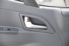 江淮 骏铃V6 152马力 4X2 4.015米冷藏车(6挡)(HFC5043XLCP91K12C2V) 江淮 骏铃V6 152马力 4X2 4.015米冷藏车(6挡)(HFC5043XLCP91K12C2V)