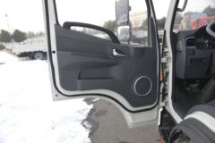 江淮 骏铃V6 152马力 4X2 4.015米冷藏车(6挡)(HFC5043XLCP91K12C2V) 江淮 骏铃V6 152马力 4X2 4.015米冷藏车(6挡)(HFC5043XLCP91K12C2V)