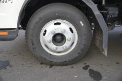 江淮 骏铃V6 152马力 4X2 4.015米冷藏车(6挡)(HFC5043XLCP91K12C2V) 江淮 骏铃V6 152马力 4X2 4.015米冷藏车(6挡)(HFC5043XLCP91K12C2V)