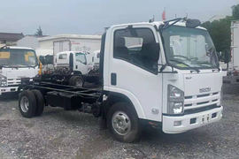 五十铃KV600&nbsp;电源车外观图片