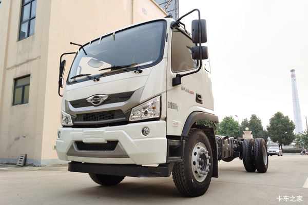福田 时代ES5 190马力 4X2 电源车底盘(国六)(BJ1104VEJFA-02)