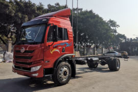 龙V&nbsp;电源车外观图片