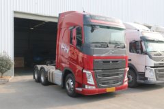 沃尔沃 FH重卡 540马力 6X4 AMT自动挡牵引车(FH540 64T B)
