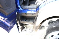 福田瑞沃 大金刚ES7 270马力 8X2 6.8米自卸车(BJ3314DPPHB-02)