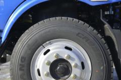 飞碟奥驰 X3系列 170马力 4X2 5.26米自卸车 飞碟奥驰 X3系列 170马力 4X2 5.26米自卸车