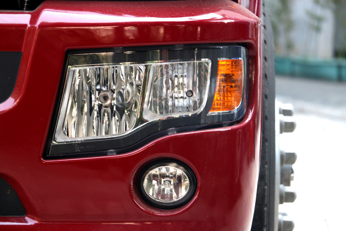 ���� ����˹Q9 220���� 4X2 9.8���Ű���ʽ�ػ���(����)(HFC5181XXYB80K1E4S)���                                                