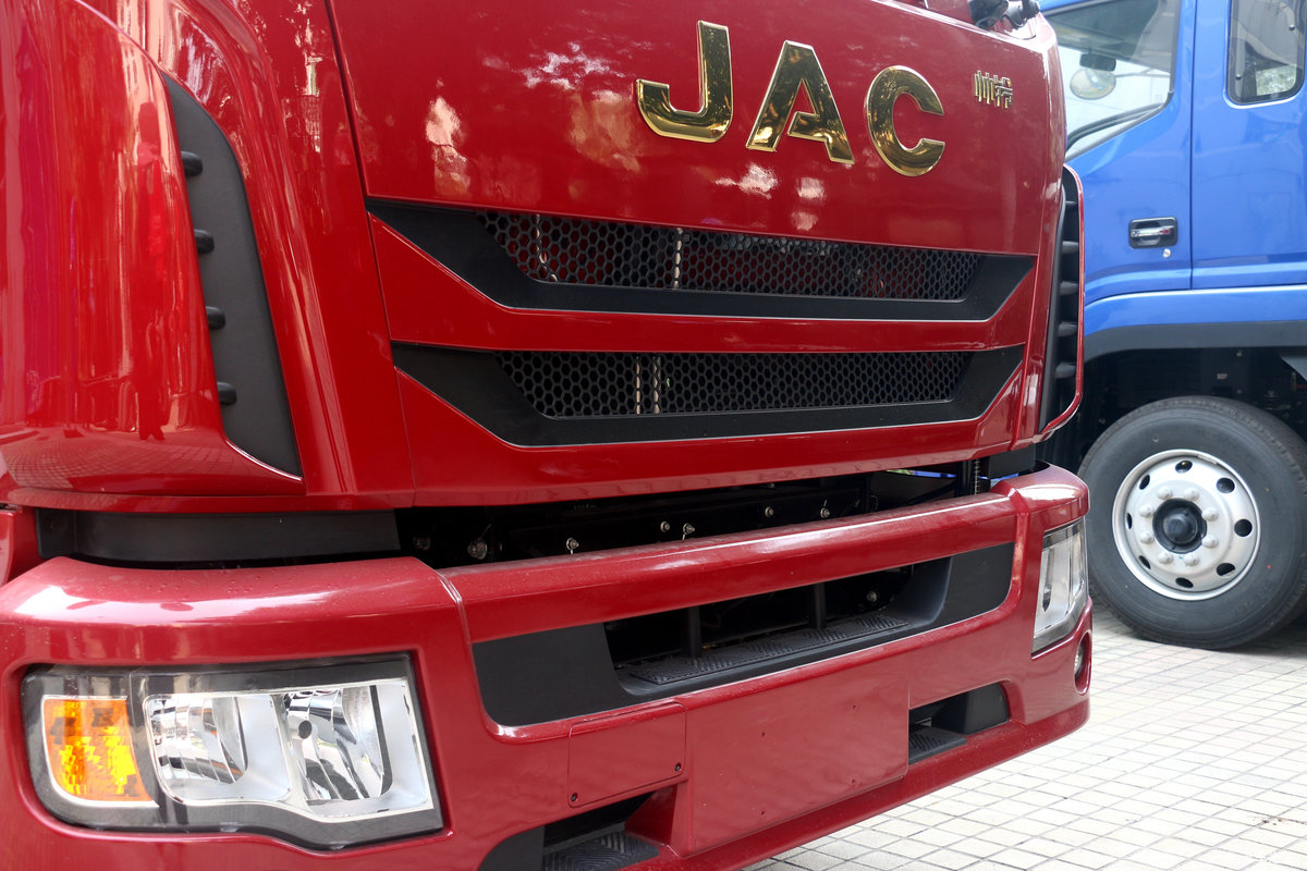 ���� ����˹Q9 220���� 4X2 9.8���Ű���ʽ�ػ���(����)(HFC5181XXYB80K1E4S)���                                                