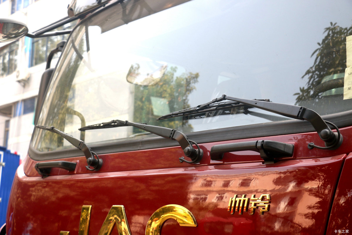 ���� ����˹Q9 220���� 4X2 9.8���Ű���ʽ�ػ���(����)(HFC5181XXYB80K1E4S)���                                                