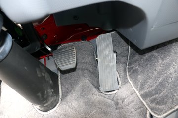 ���� ����˹Q9 220���� 4X2 9.8���Ű���ʽ�ػ���(����)(HFC5181XXYB80K1E4S)ͼƬ