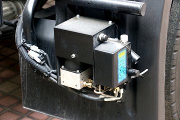 ���� ����˹Q9 220���� 4X2 9.8���Ű���ʽ�ػ���(����)(HFC5181XXYB80K1E4S)ͼƬ