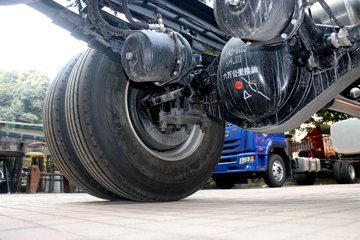 ���� ����˹Q9 220���� 4X2 9.8���Ű���ʽ�ػ���(����)(HFC5181XXYB80K1E4S)ͼƬ