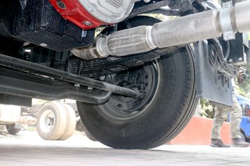 ���� ����˹Q9 220���� 4X2 9.8���Ű���ʽ�ػ���(����)(HFC5181XXYB80K1E4S)ͼƬ