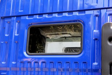 ���� ������D9 200���� 4X2 8����ʽ�ػ���(����)ͼƬ