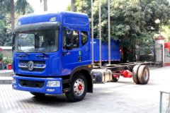 东风 多利卡D9 200马力 4X2 8米厢式载货车(国六)(EQ5181XXYL9CDHAC)